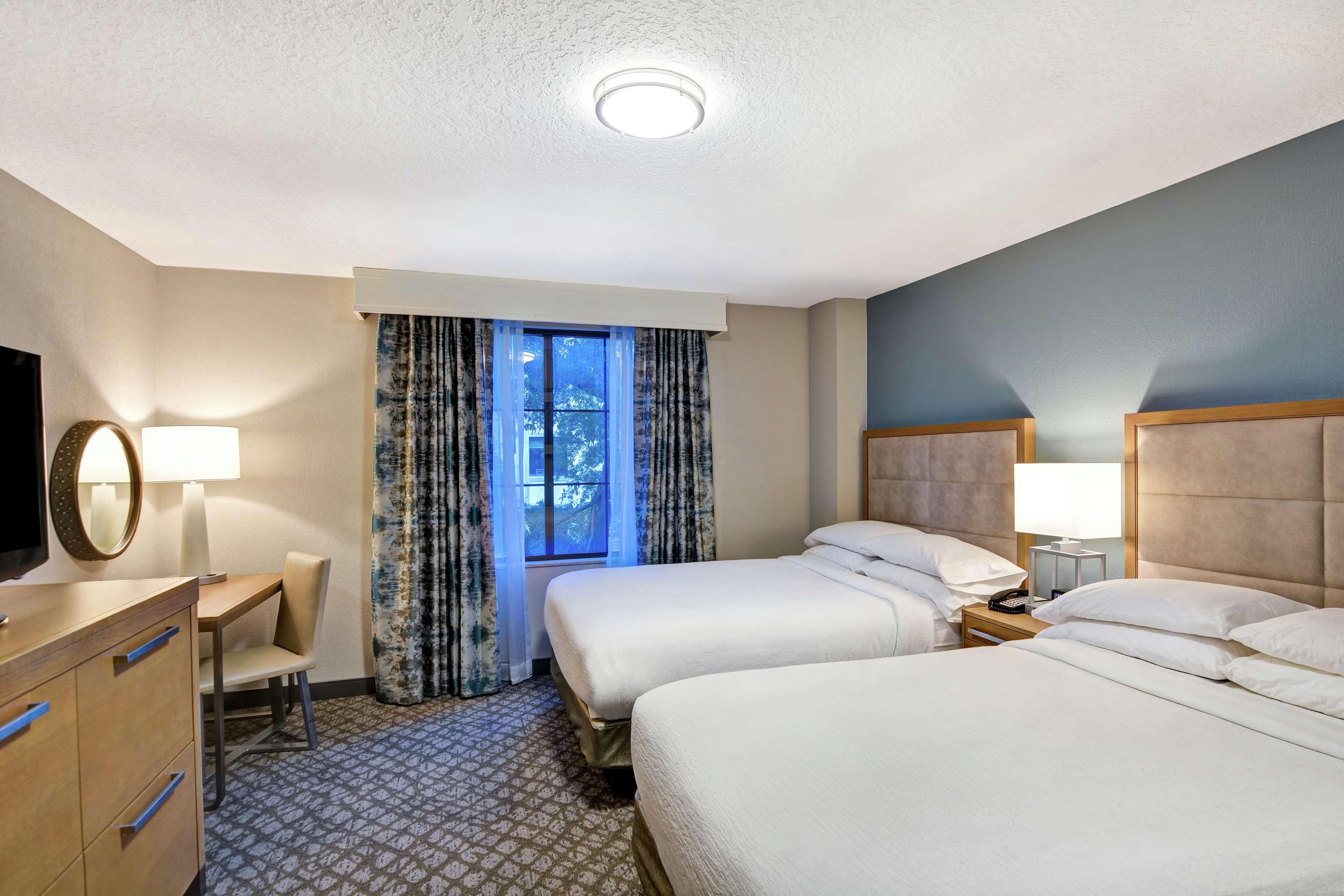 เอ็มบาสซี่ สวีทส์ โฮเต็ล ออแลนโด้ ดาว์นทาว์น Hotel ออร์ลันโด ภายนอก รูปภาพ