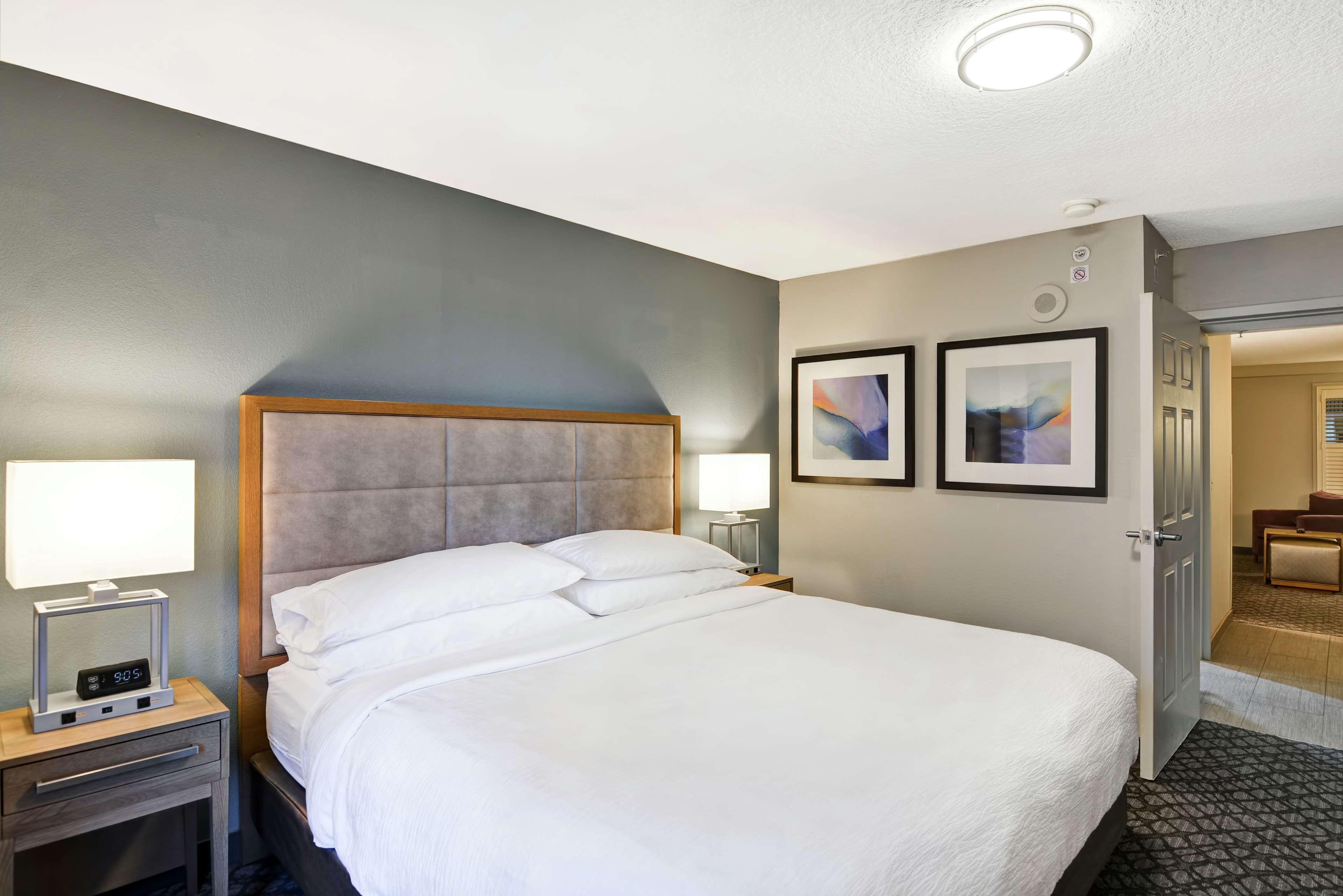 เอ็มบาสซี่ สวีทส์ โฮเต็ล ออแลนโด้ ดาว์นทาว์น Hotel ออร์ลันโด ภายนอก รูปภาพ