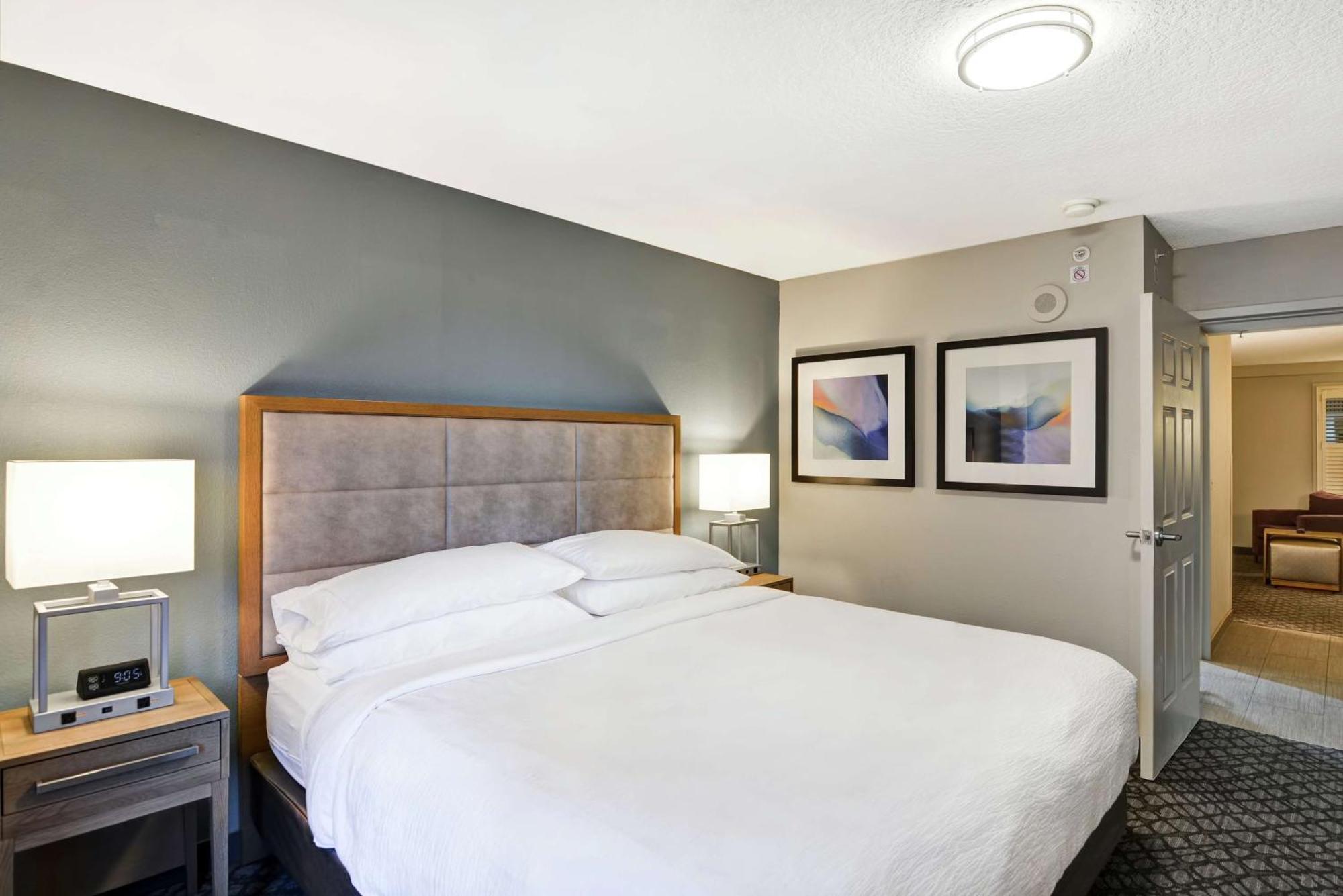 เอ็มบาสซี่ สวีทส์ โฮเต็ล ออแลนโด้ ดาว์นทาว์น Hotel ออร์ลันโด ภายนอก รูปภาพ